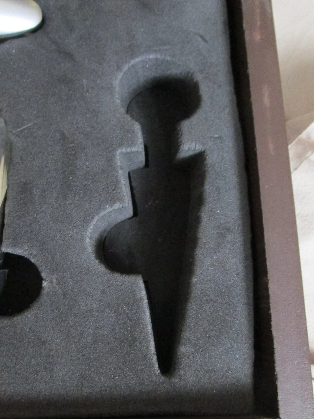 wine opening kit in box
